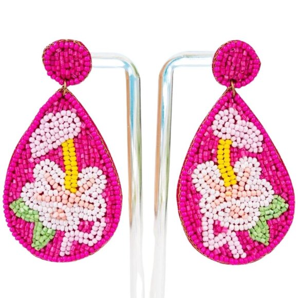 Fuchsia Tear Drop Flower Seed Bead Earrings NWT - Picture 1 of 4